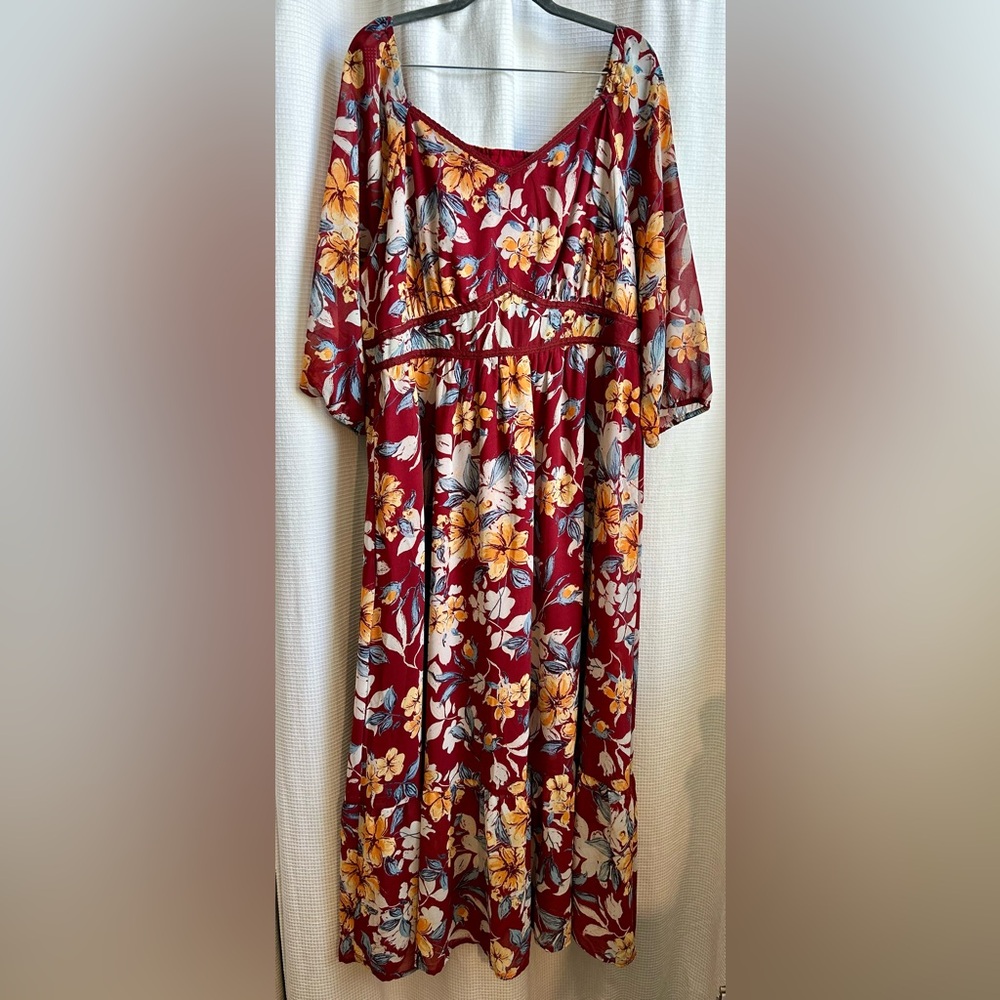 NWT BloomChic Burgundy Floral Heart Neckline Dress 18/20 (2X)